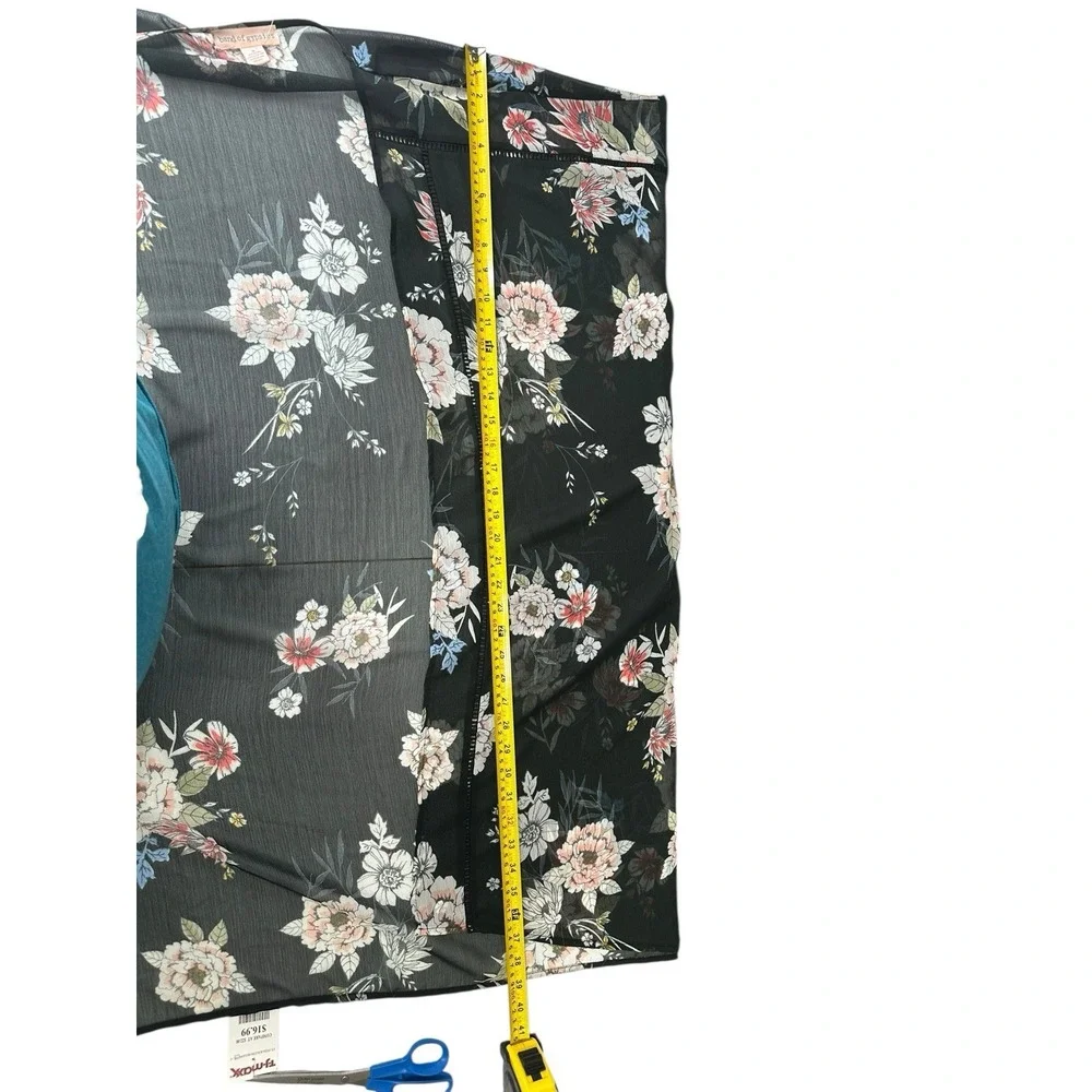 Band Of Gypsies Boho Kimono Cover Up Duster Sheer Black Floral Oversized Size M - Picture 9 of 9